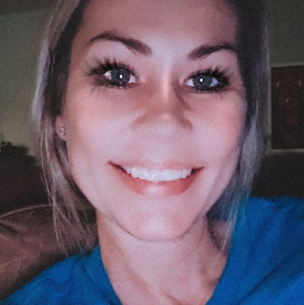 Meet your Posher, Tiffany f